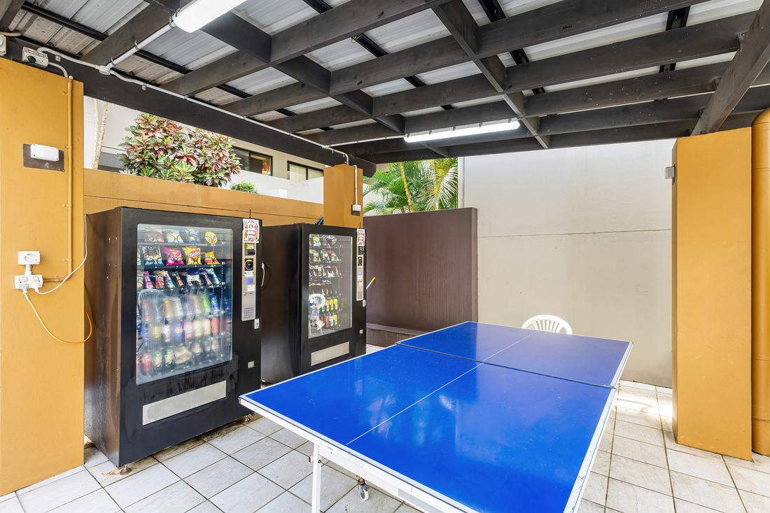 Table tennis courtyard